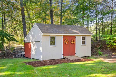 6 Garvin Road Derry NH 03038