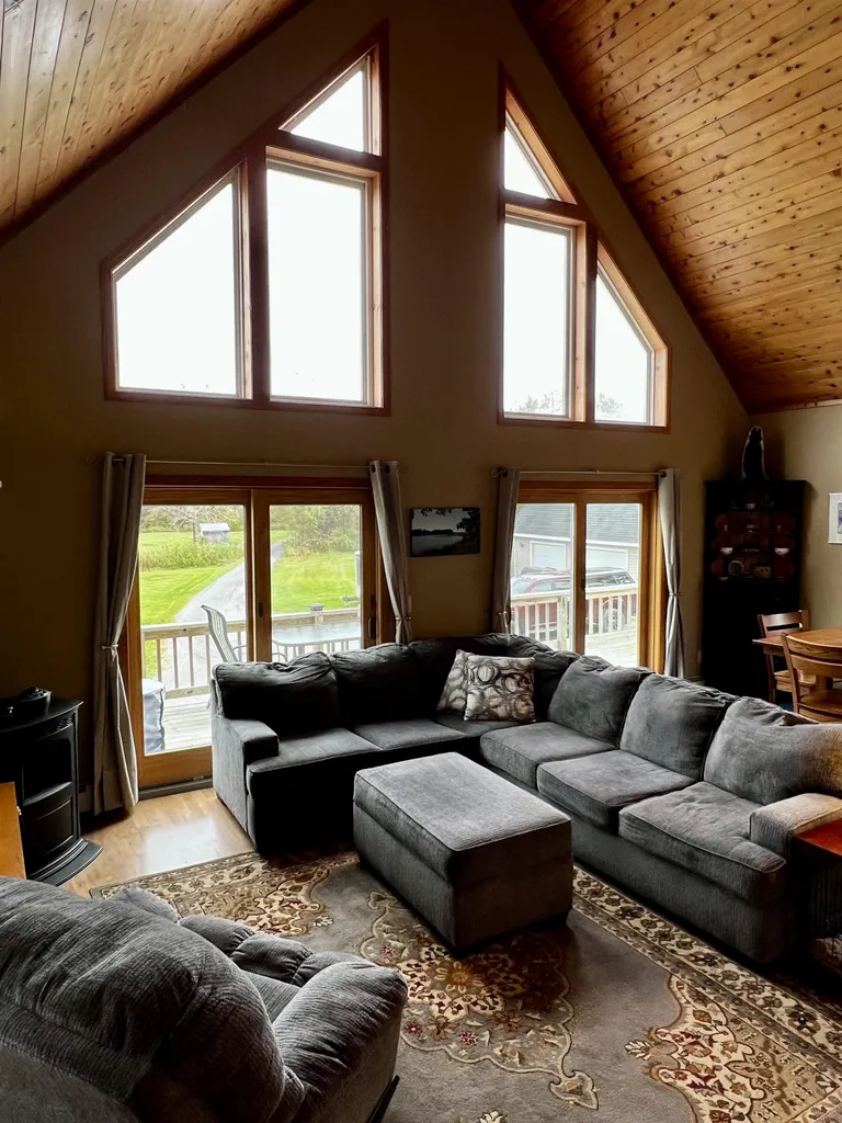 36 Abbey Road Westford VT 05494