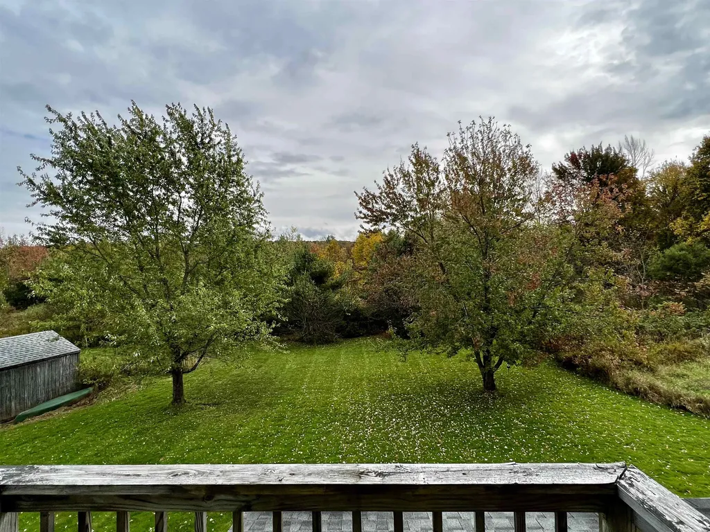 36 Abbey Road Westford VT 05494