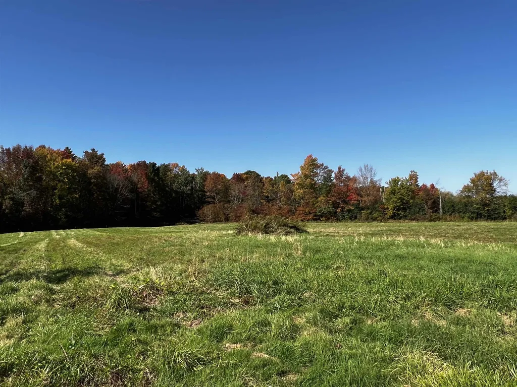 36 Abbey Road Westford VT 05494