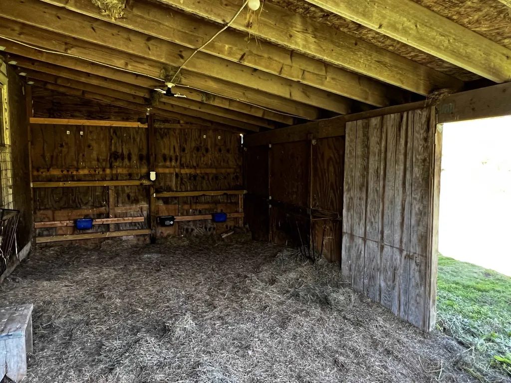 36 Abbey Road Westford VT 05494