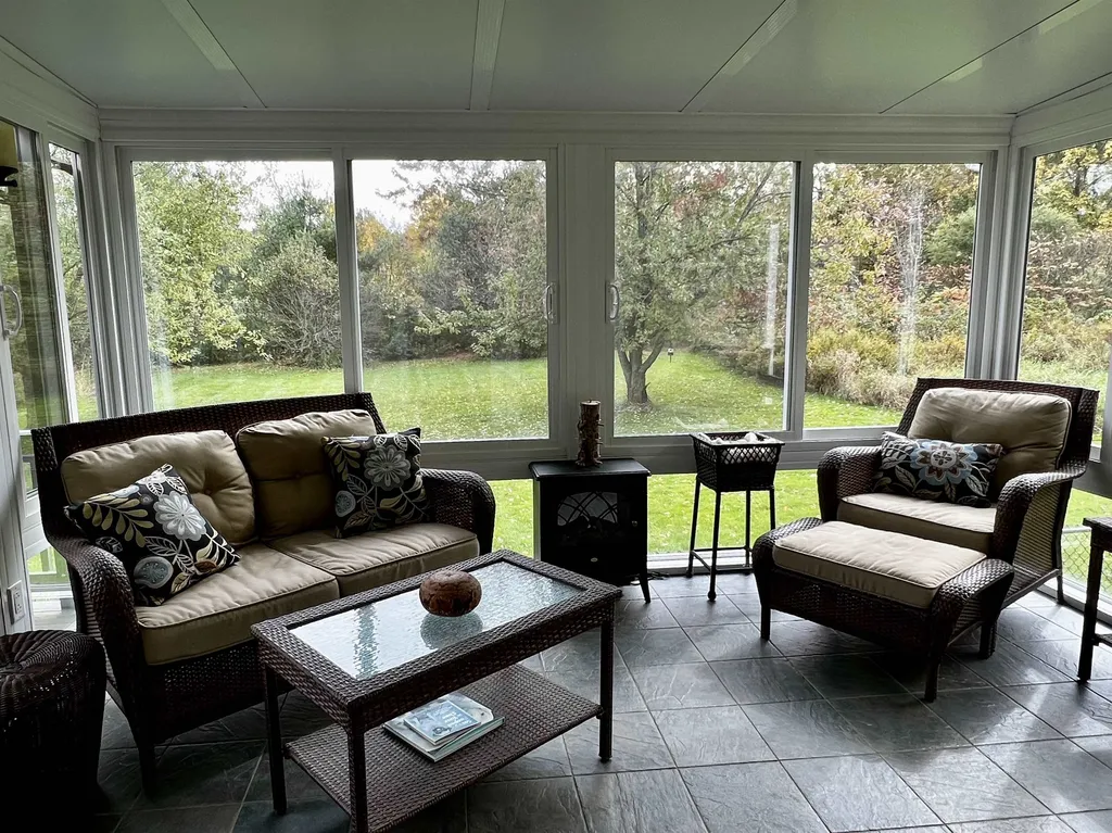 36 Abbey Road Westford VT 05494