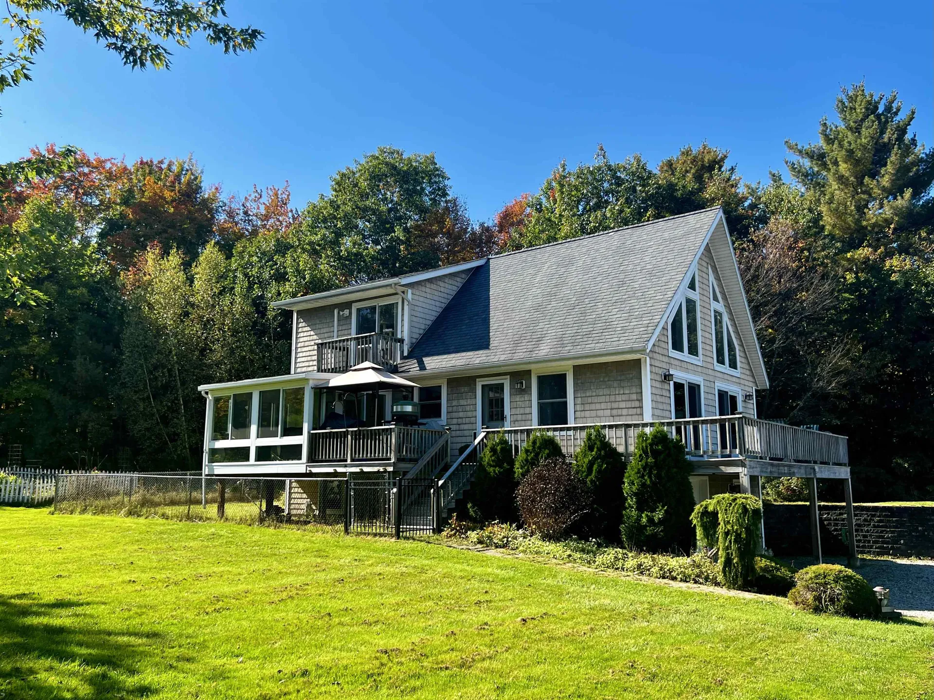 36 Abbey Road Westford VT 05494