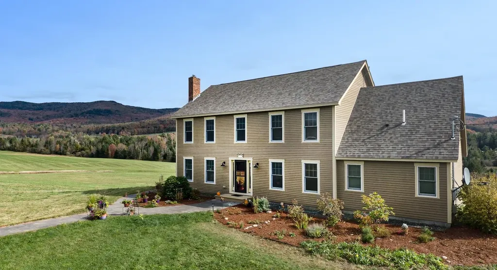 626 Ridge Road Kirby VT 05851