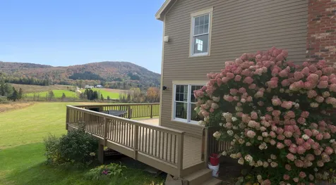 626 Ridge Road Kirby VT 05851