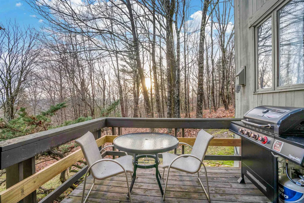 1221 Baker Turn Road Hartford VT 05059