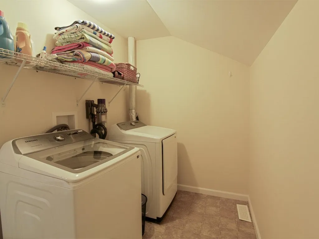 32 Churchview Drive Williston VT 05495
