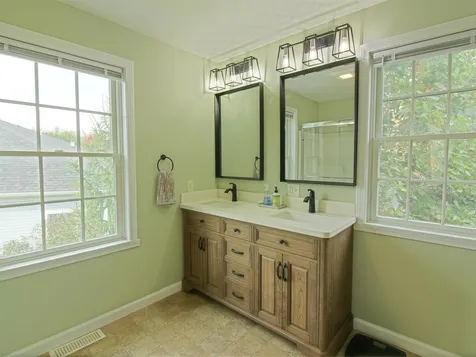 32 Churchview Drive Williston VT 05495