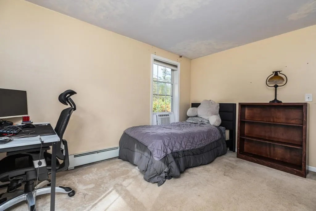37 Tamarack Road Lee NH 03861