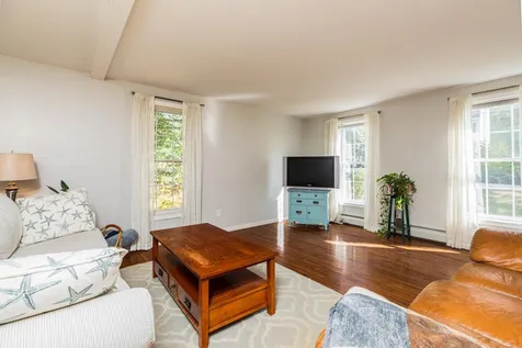 37 Tamarack Road Lee NH 03861