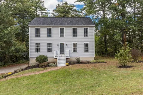 37 Tamarack Road Lee NH 03861