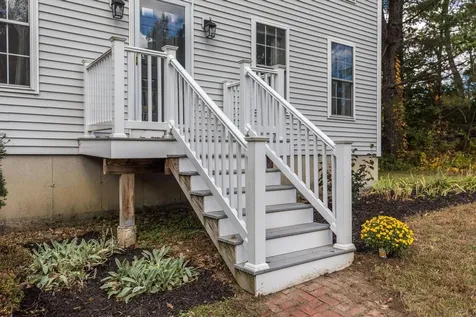 37 Tamarack Road Lee NH 03861
