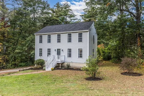 37 Tamarack Road Lee NH 03861
