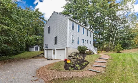 37 Tamarack Road Lee NH 03861