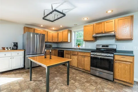37 Tamarack Road Lee NH 03861