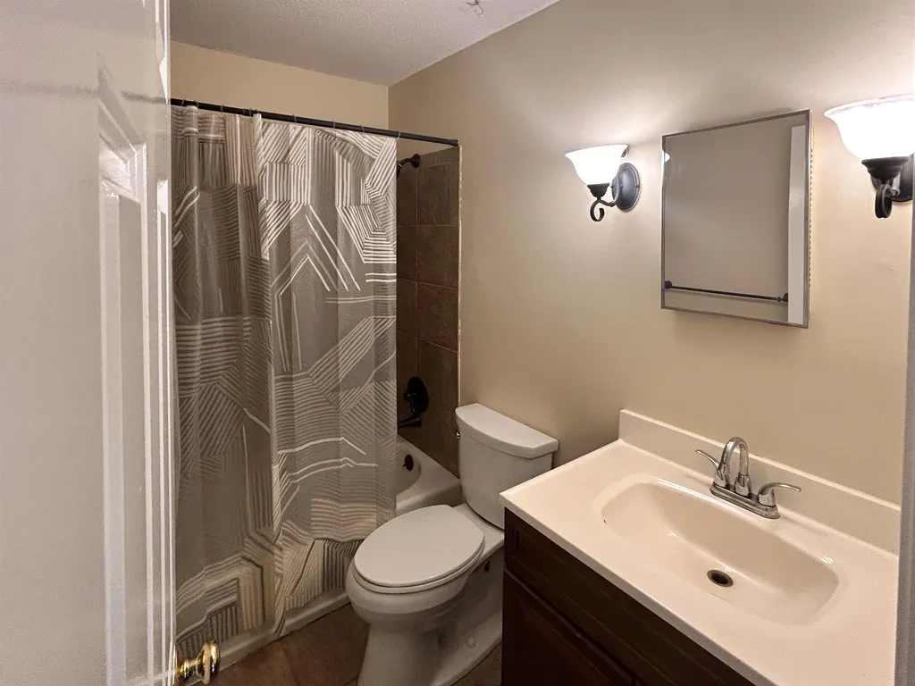 E5 Grandview Drive South Burlington VT 05403