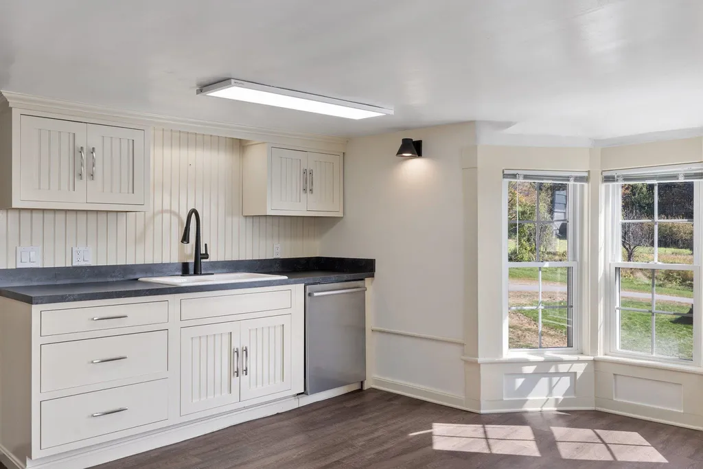 24 Morrill Road Canterbury NH 03224
