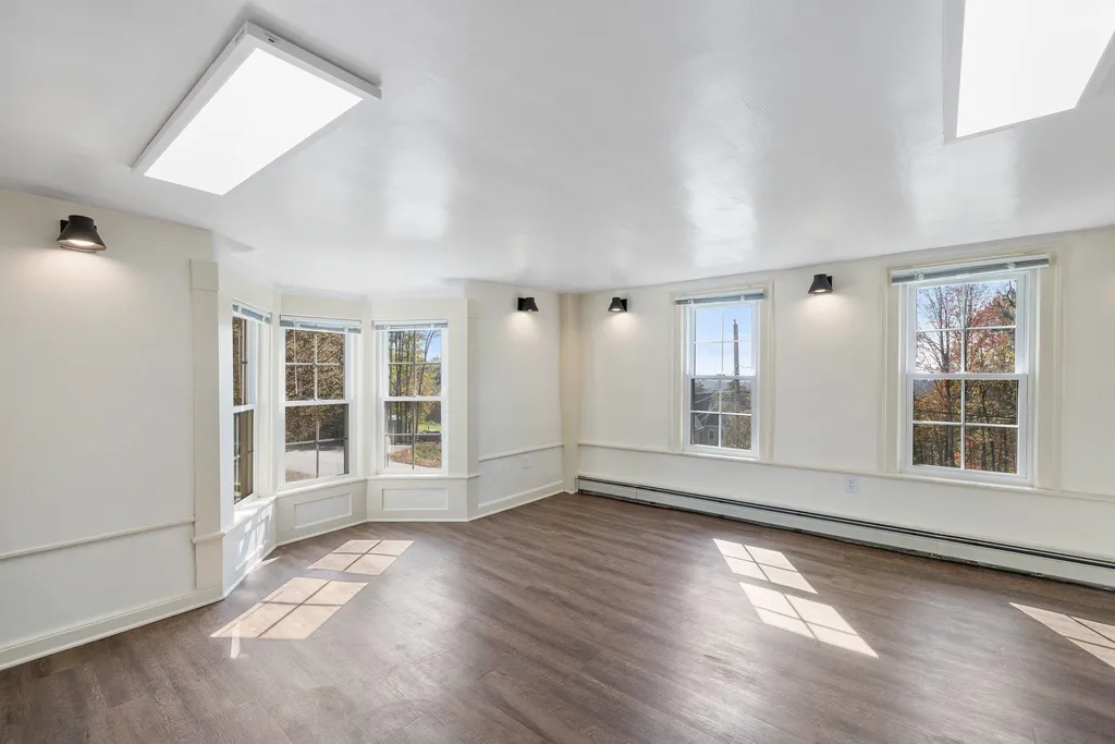 24 Morrill Road Canterbury NH 03224