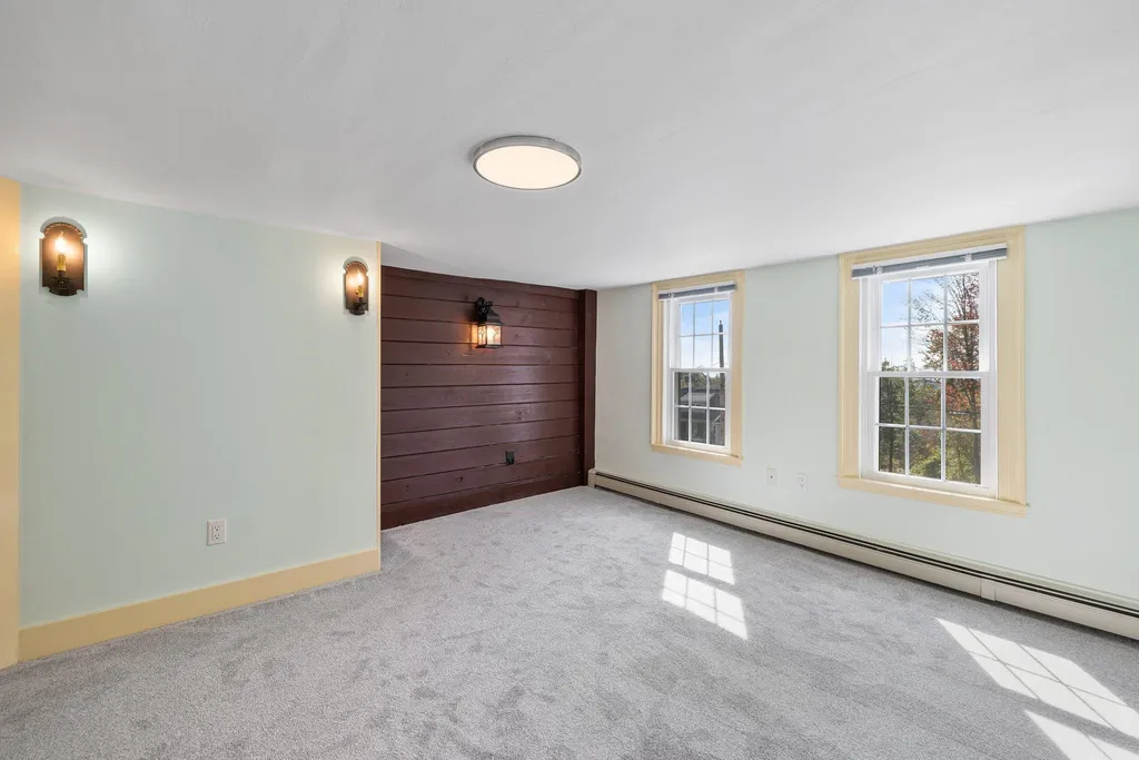 24 Morrill Road Canterbury NH 03224