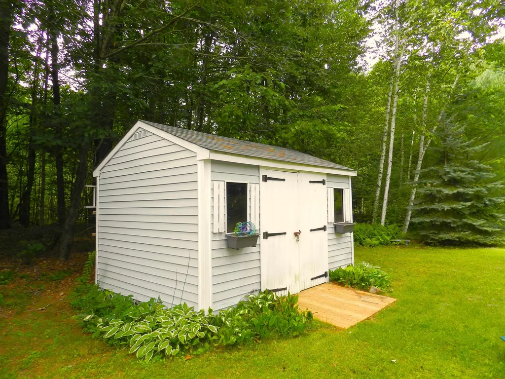 235 Tucker Drive Hopkinton NH 03229
