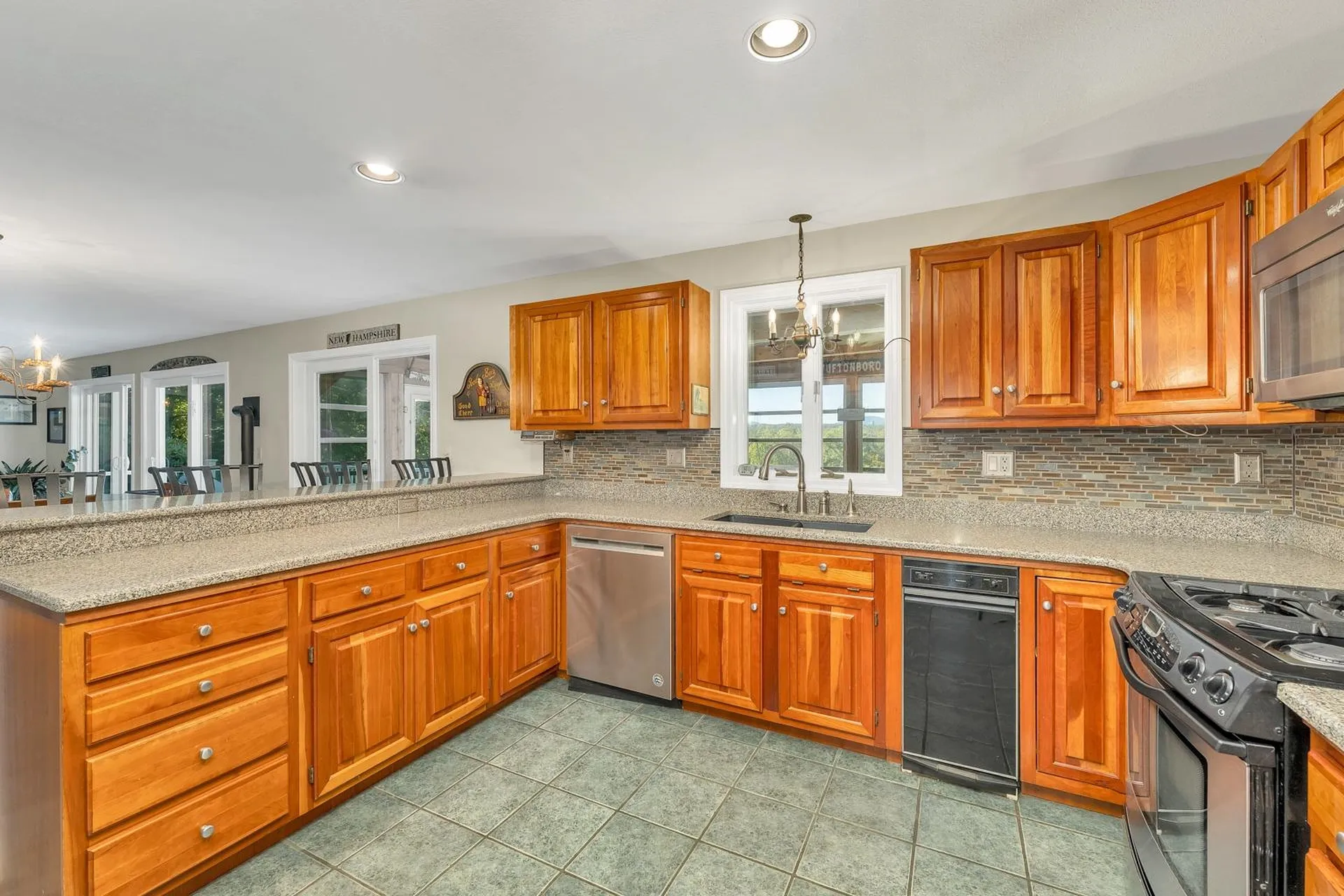 10 Jordan Way Tuftonboro NH 03816