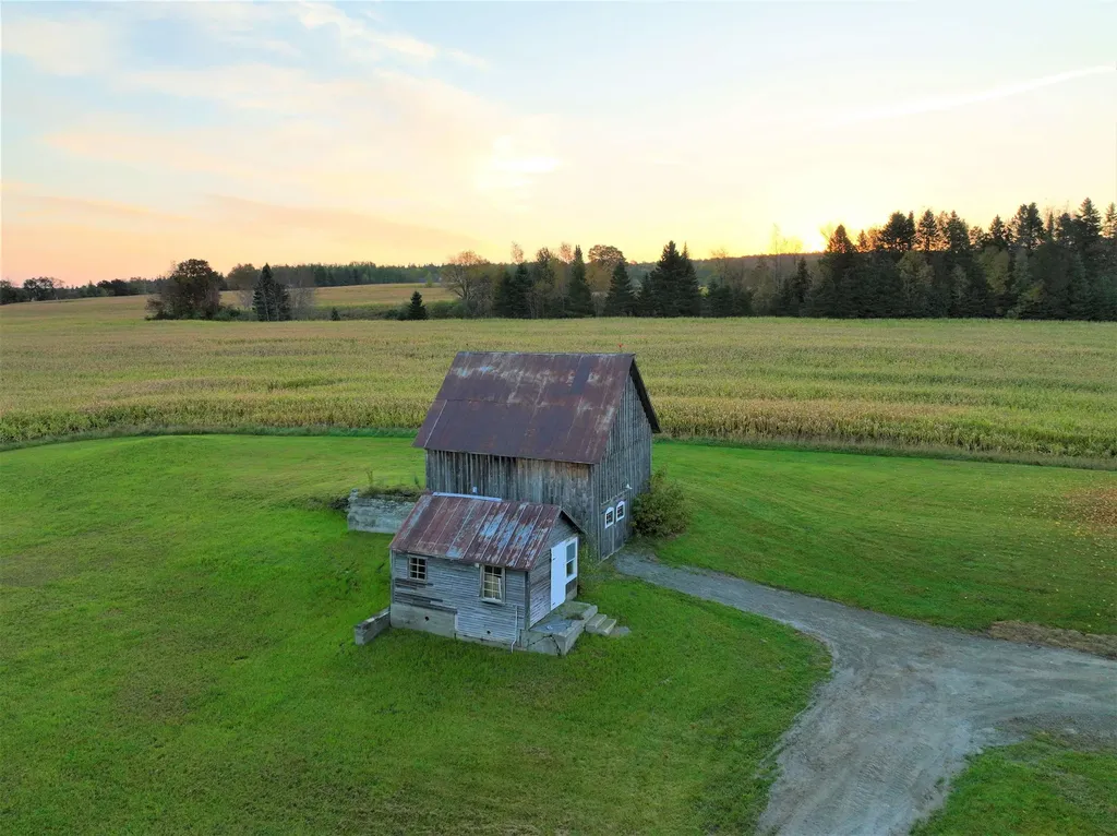 759 Lackey Road Holland VT 05829