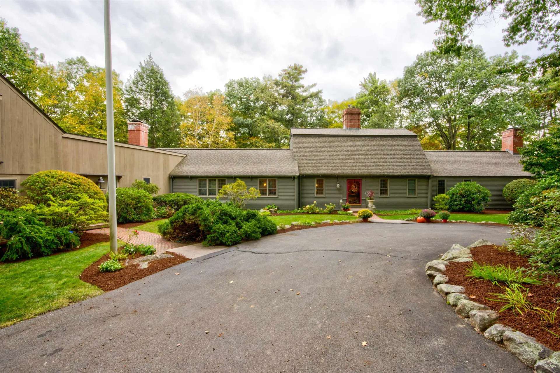 26 Laurel Drive Bedford NH 03110