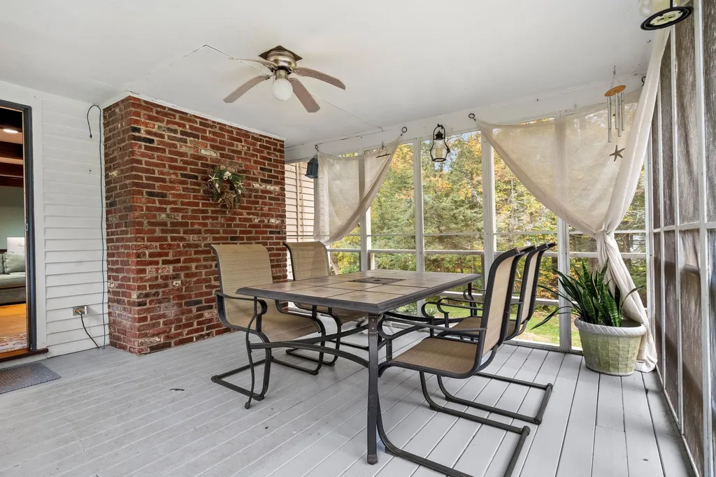 37 Strawberry Hill Road Bedford NH 03110
