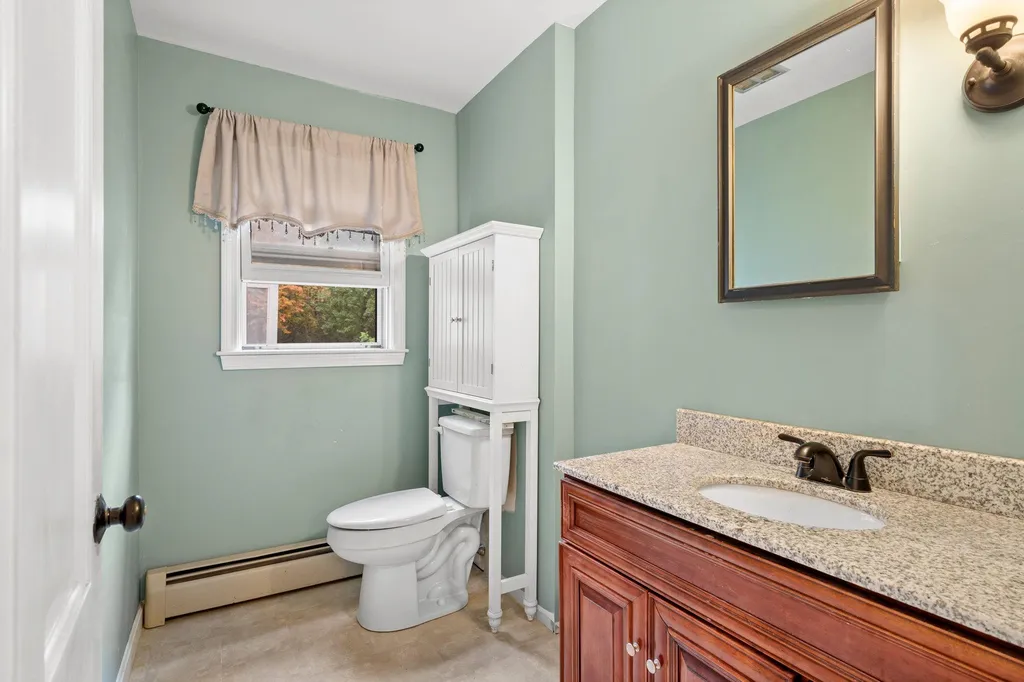 37 Strawberry Hill Road Bedford NH 03110