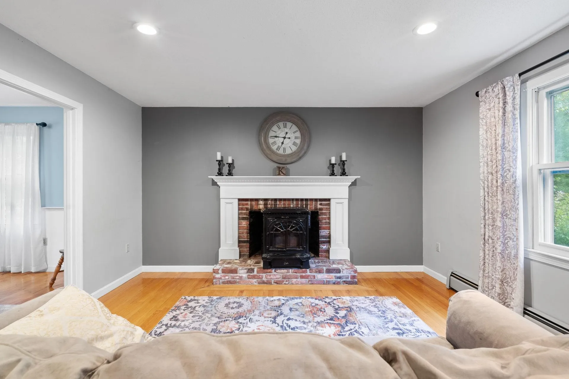 37 Strawberry Hill Road Bedford NH 03110