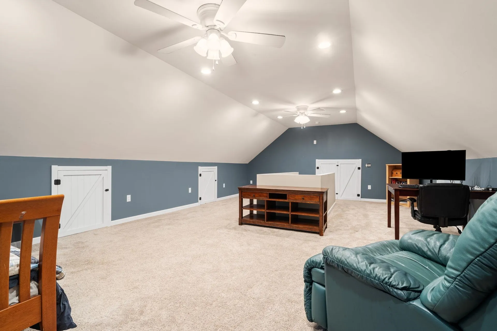 37 Strawberry Hill Road Bedford NH 03110