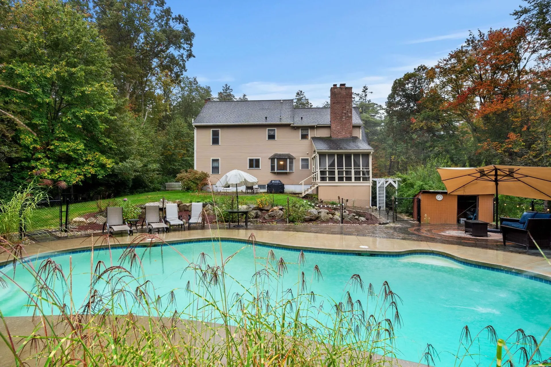 37 Strawberry Hill Road Bedford NH 03110