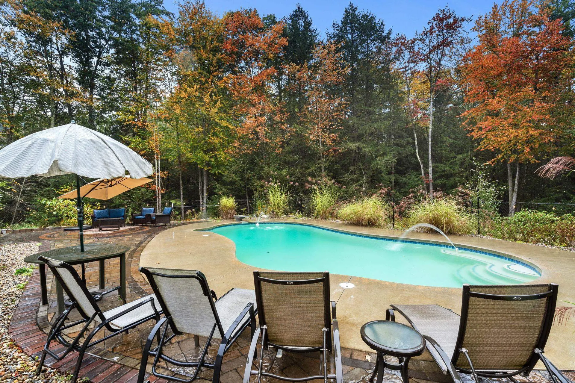 37 Strawberry Hill Road Bedford NH 03110