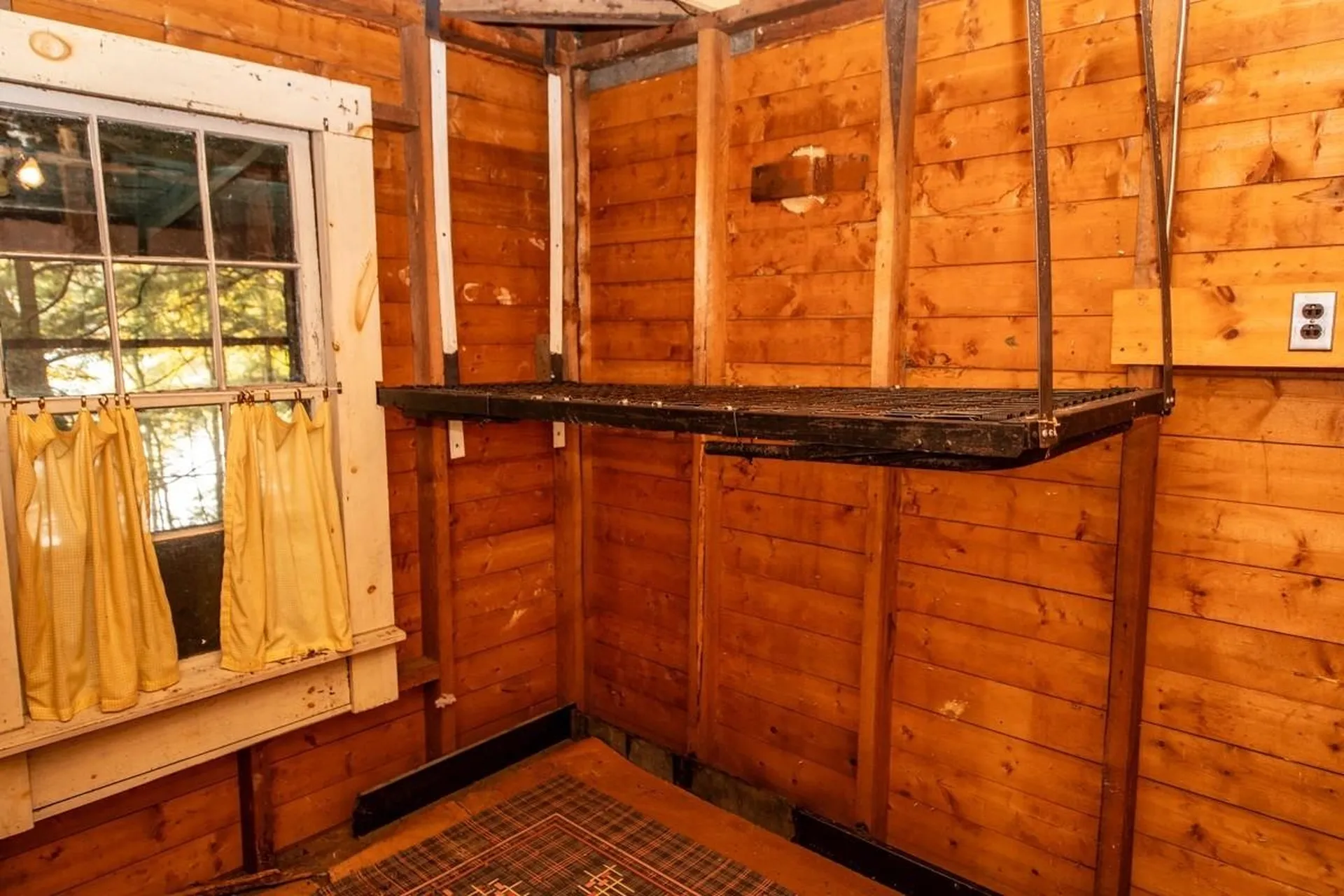 150 North Shore Drive Ludlow VT 05149