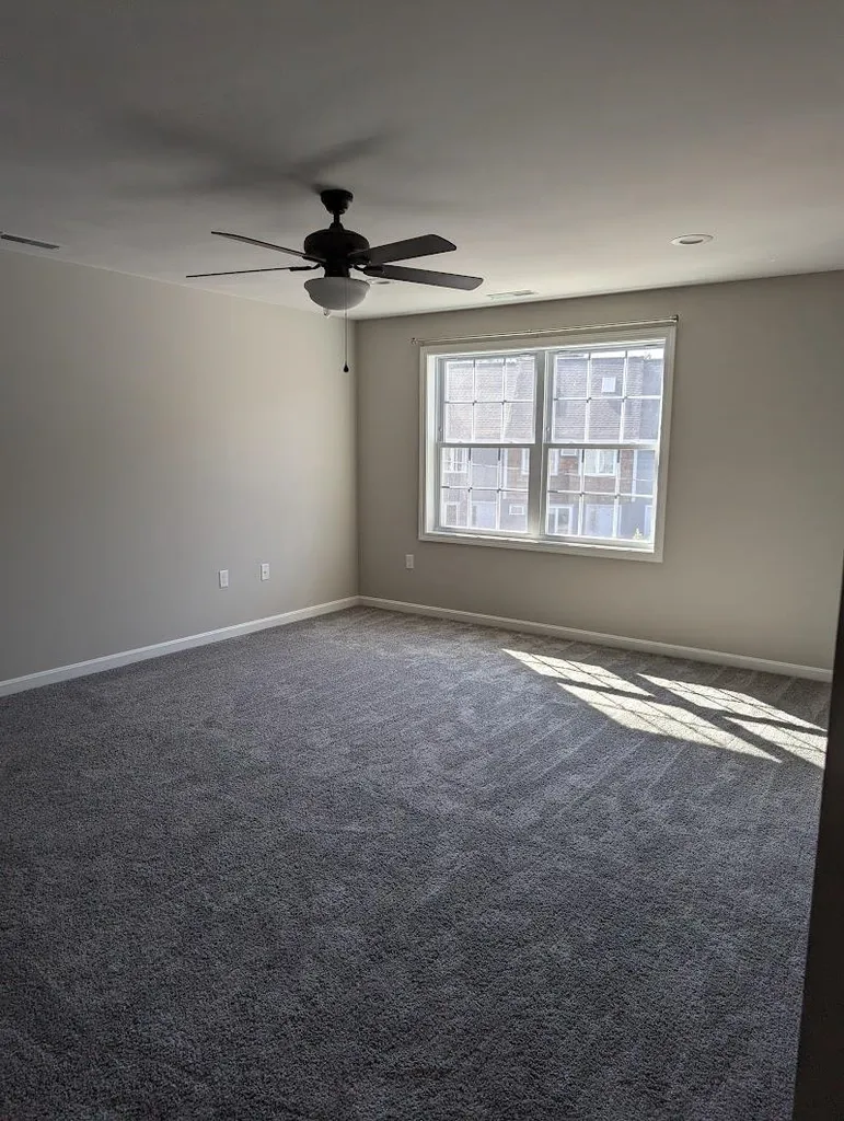 359 Hevey Street Manchester NH 03102