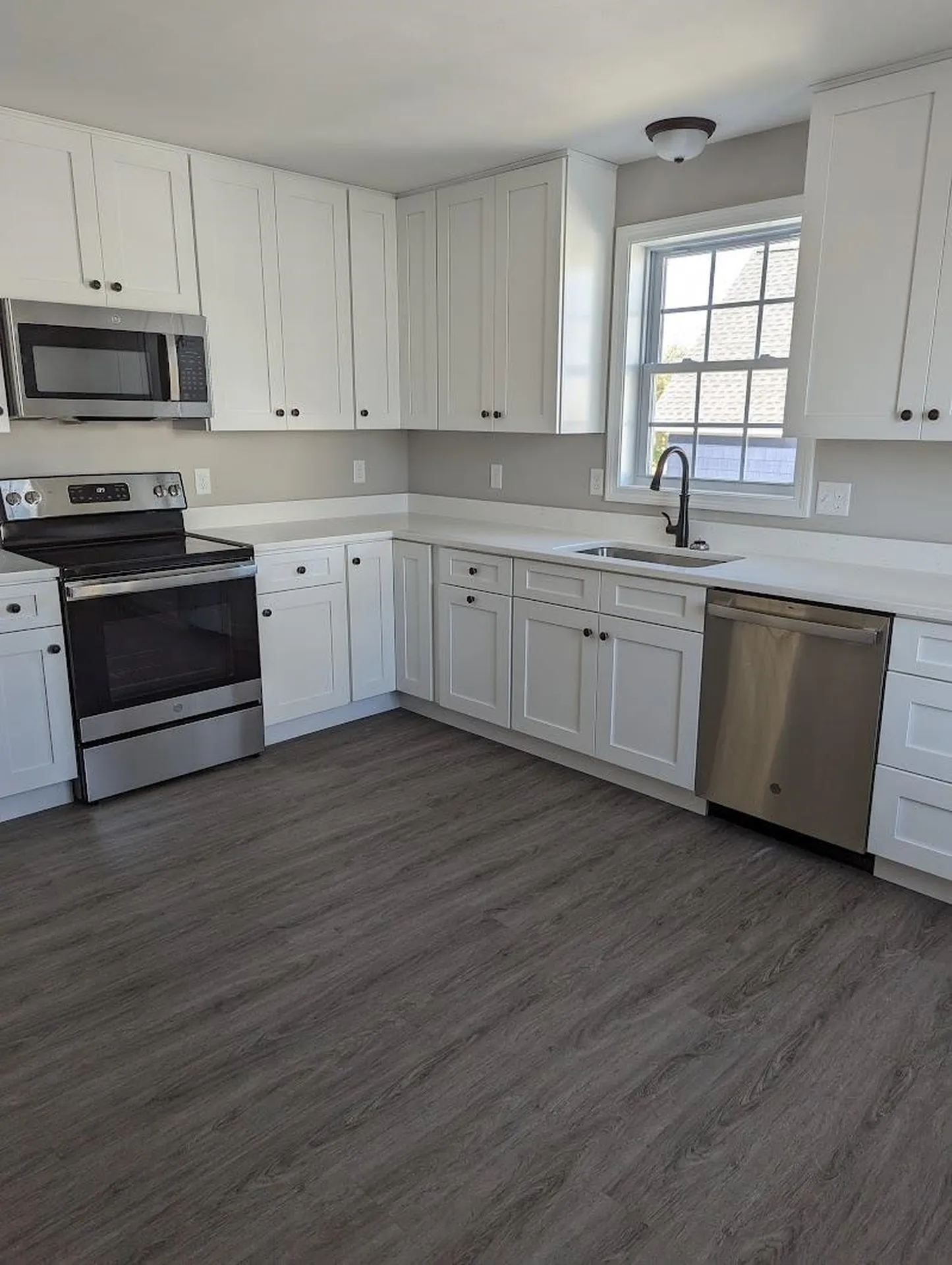 359 Hevey Street Manchester NH 03102