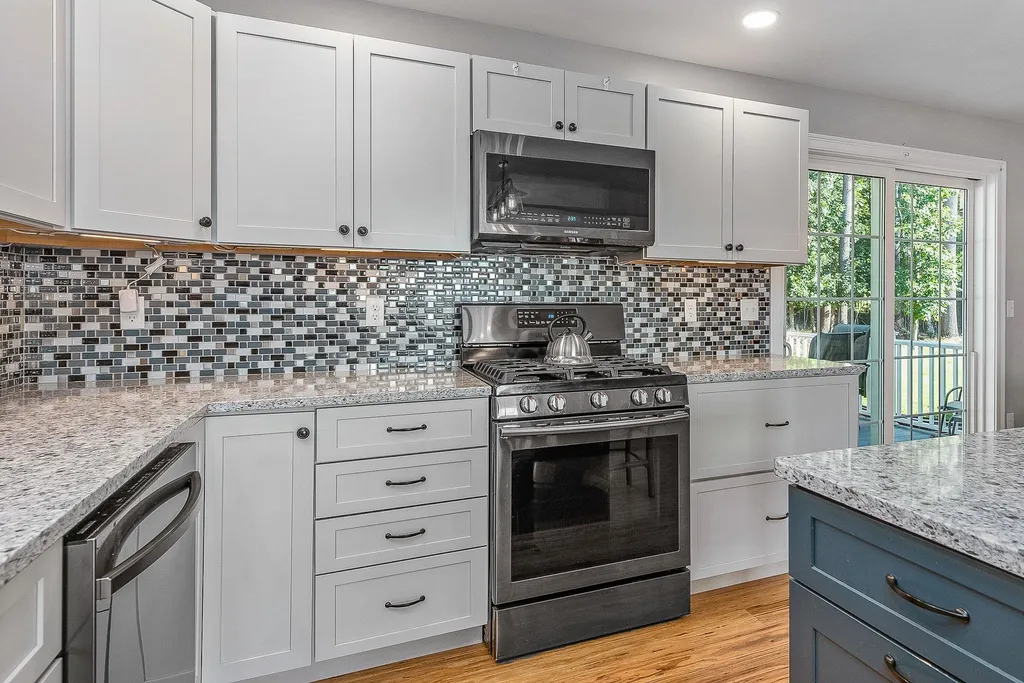 20 Beaumont Drive Dover NH 03820