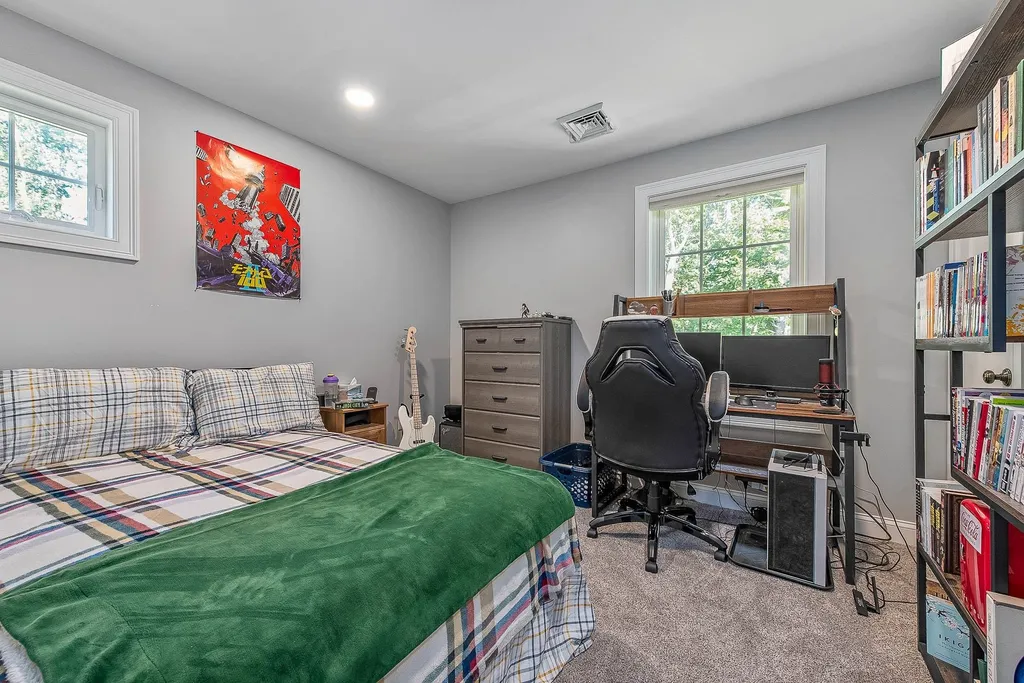 20 Beaumont Drive Dover NH 03820
