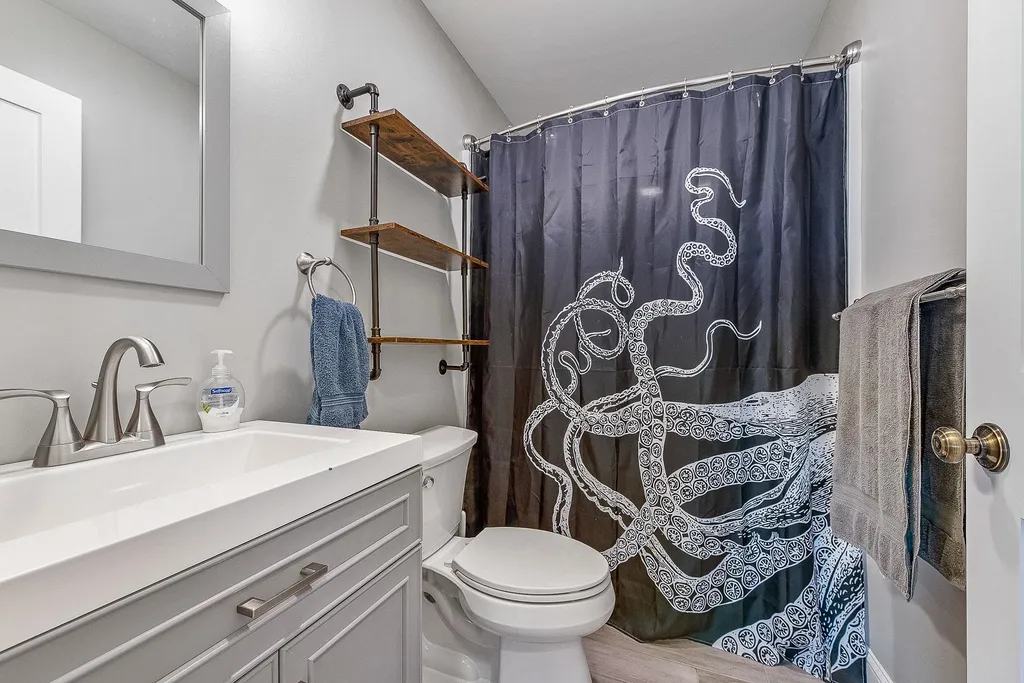 20 Beaumont Drive Dover NH 03820