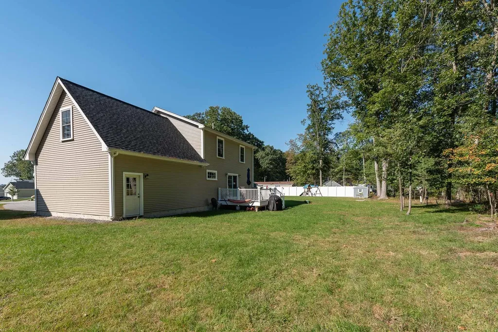 20 Beaumont Drive Dover NH 03820