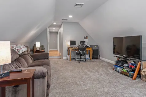 20 Beaumont Drive Dover NH 03820