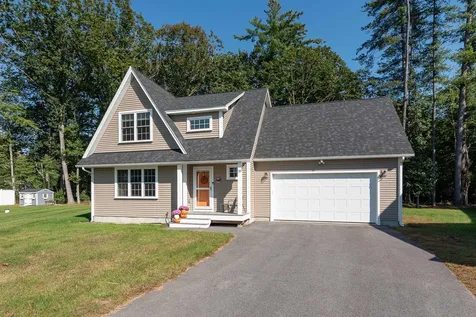 20 Beaumont Drive Dover NH 03820
