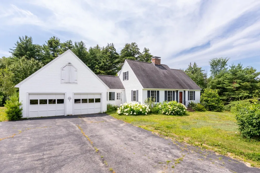 83 Blueberry Hill Road Meredith NH 03253