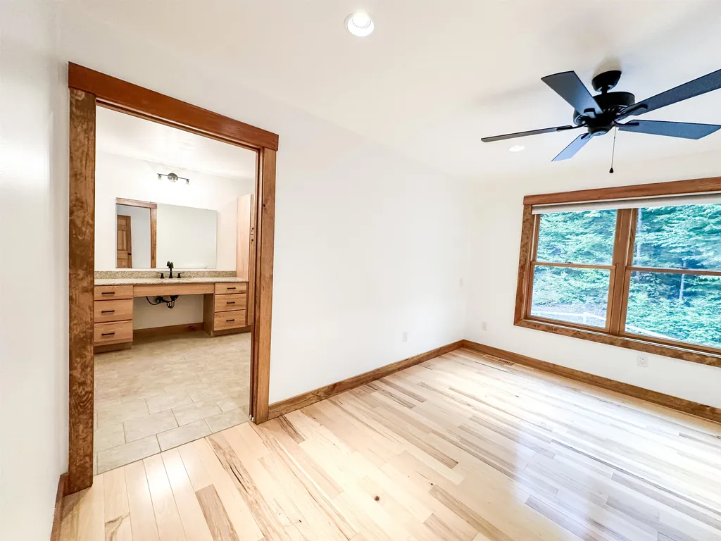 272 Drake Hill Road Albany NH 03818