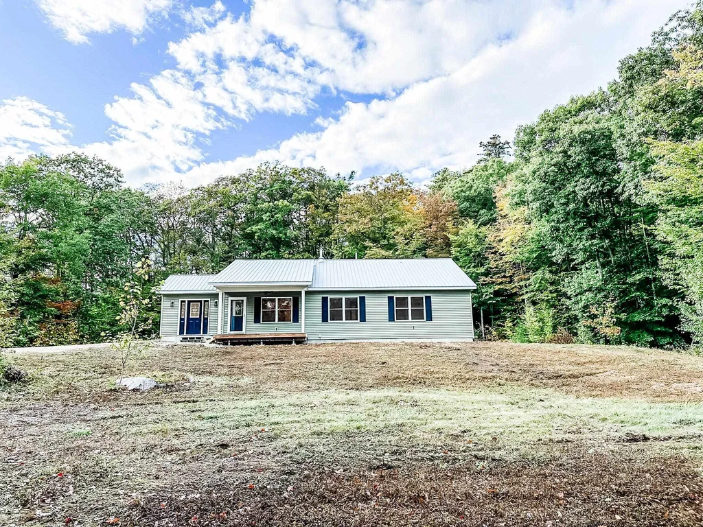 272 Drake Hill Road Albany NH 03818