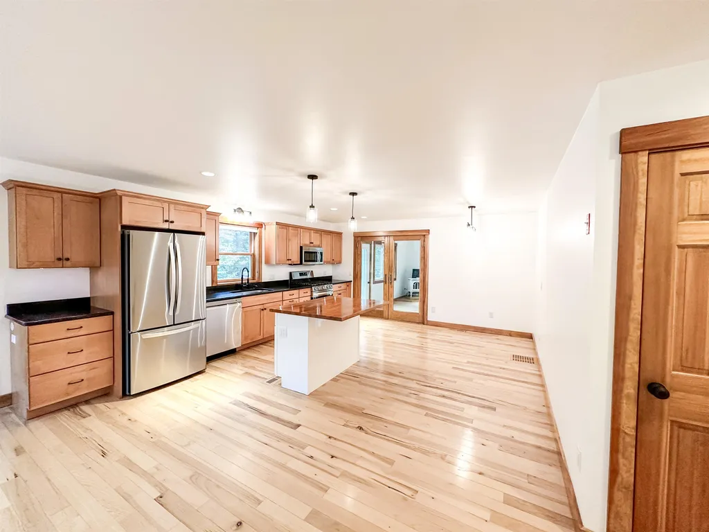 272 Drake Hill Road Albany NH 03818