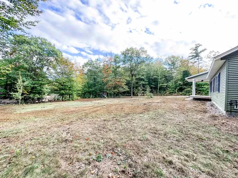 272 Drake Hill Road Albany NH 03818