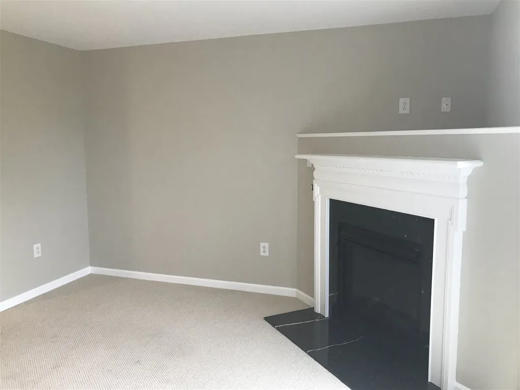 20 Shane Way Laconia NH 03246