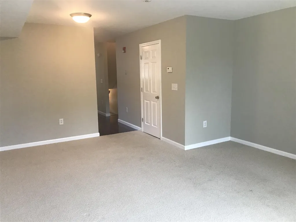 20 Shane Way Laconia NH 03246
