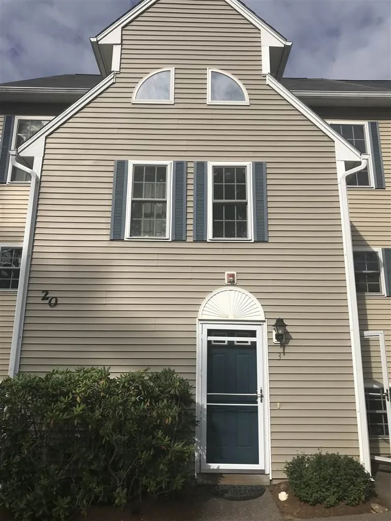 20 Shane Way Laconia NH 03246